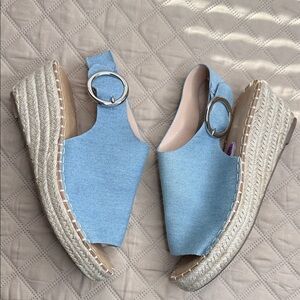 Catherine Malandrino Cirkly Espadrille Wedgs Sandal